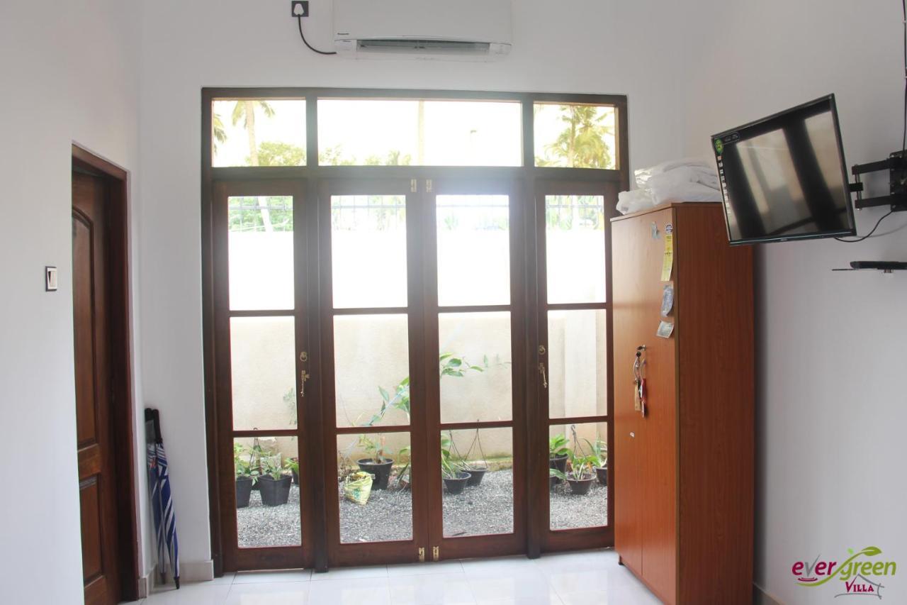Ever Green Villa Negombo Bagian luar foto