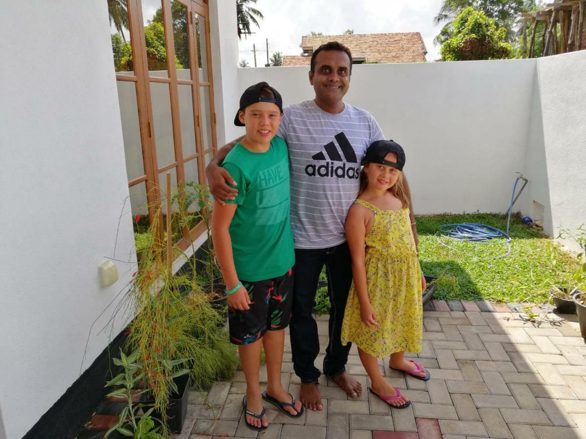 Ever Green Villa Negombo Bagian luar foto